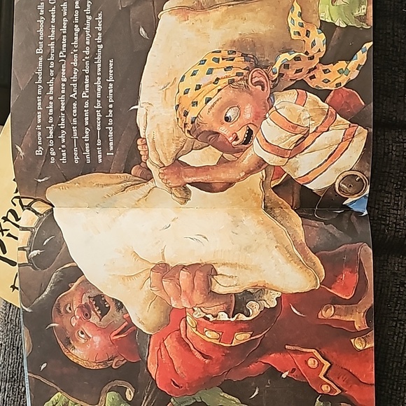 Childrens's Books Scholastic set of 3 - Picture 4 of 6